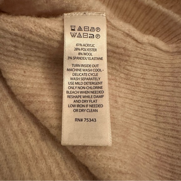 Aspen - Turtleneck Knit Sweater Women’s Size Medium - Picture 13 of 13